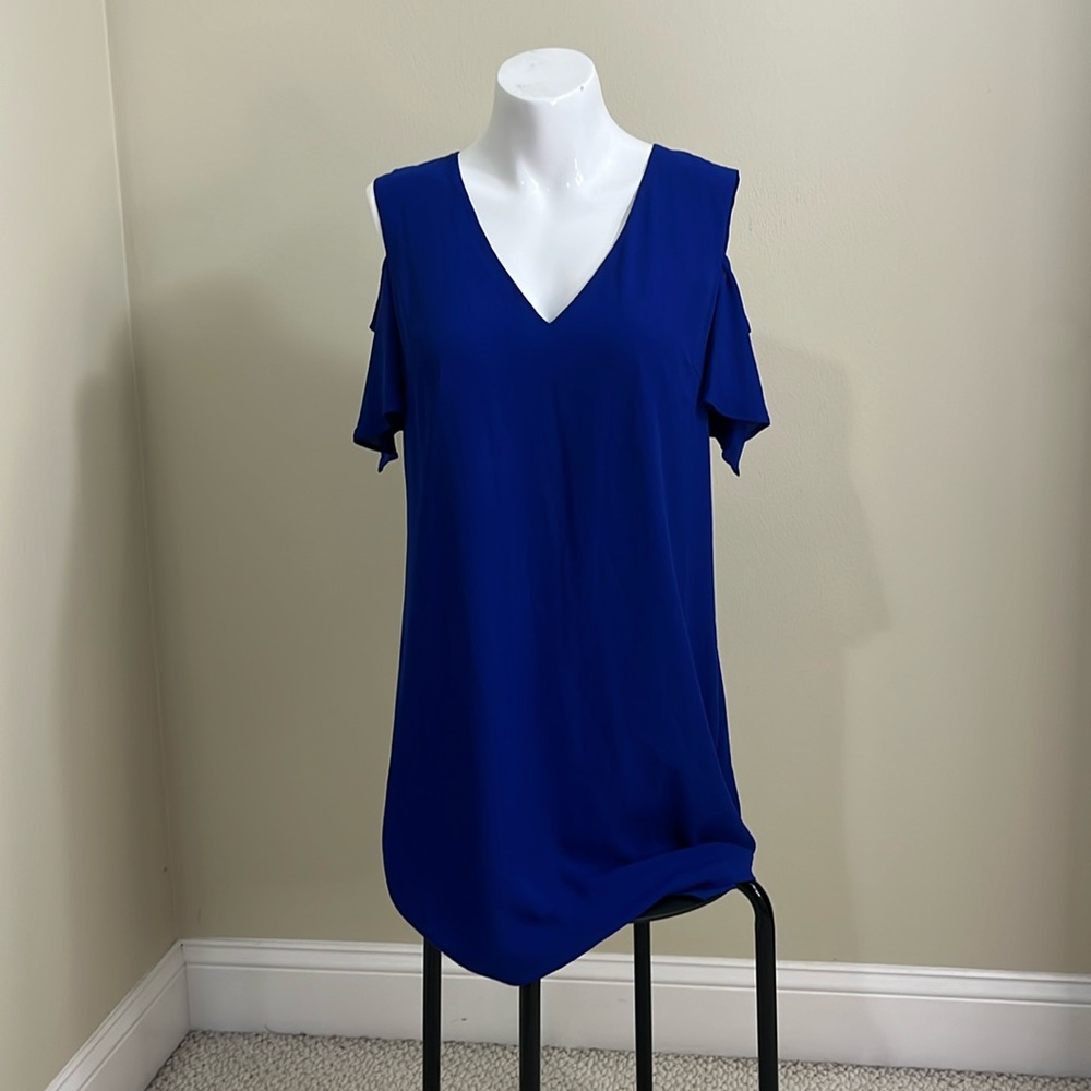 NWT BCBGMAXAZRIA Cold Shoulder Kia Blue Dress